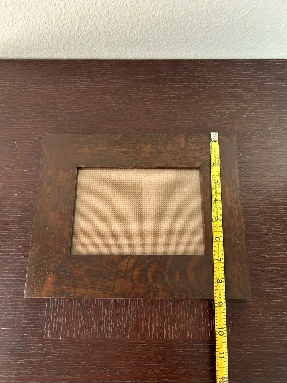 Solid Heavy Grain Wood Frame Mitered Corner Joints Hang Metal Screws Hardware